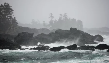 Sturmbeobachtung bei Ucluelet, Vancouver Island
