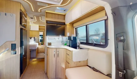 B+Premium Motorhome von Fraserway Kanada - Innenraum