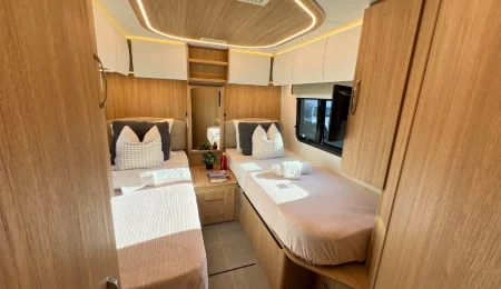 B+Premium Motorhome von Fraserway Kanada - Betten